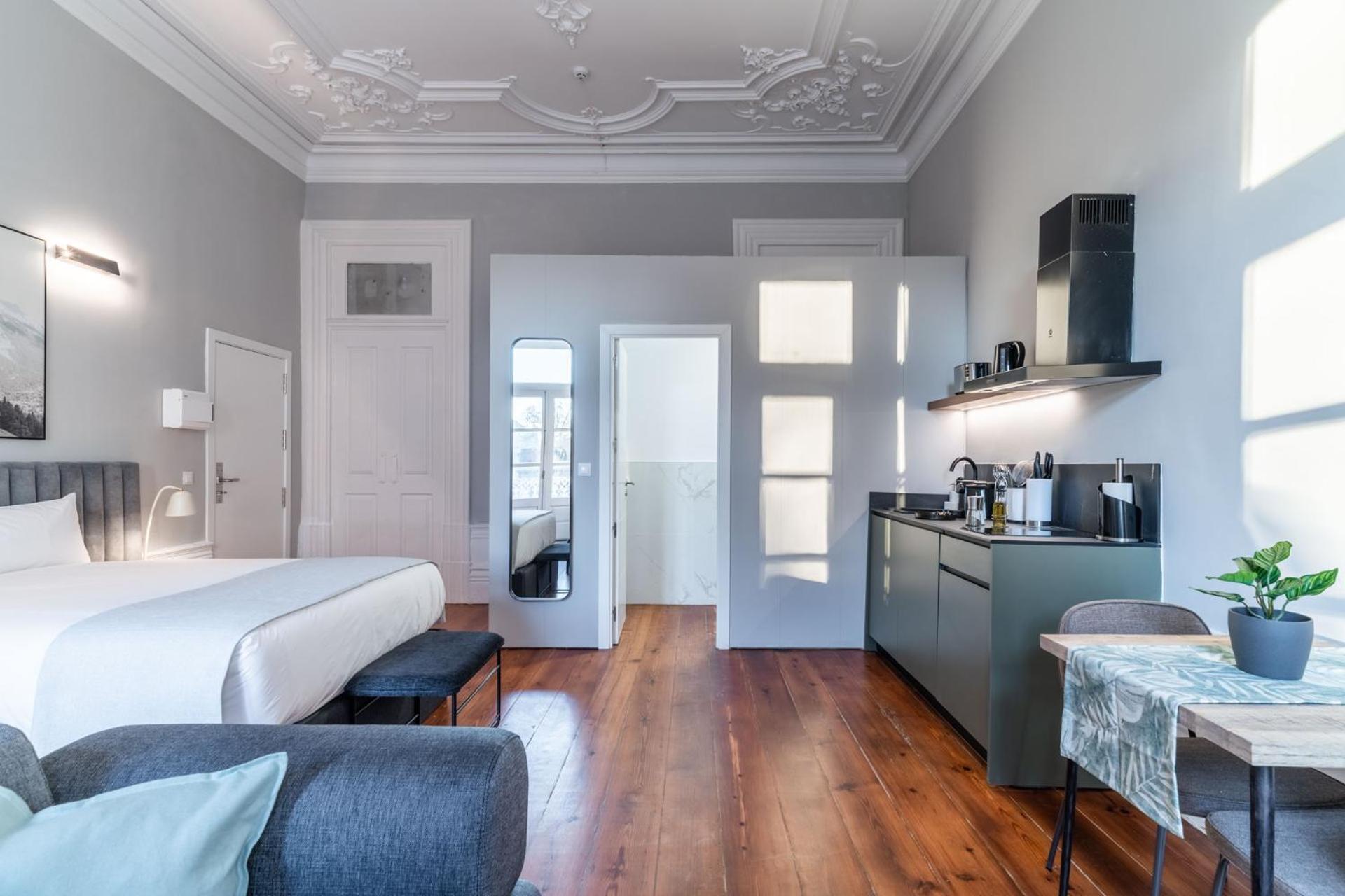Limehome Porto Rua De Dom Manuel II Room photo