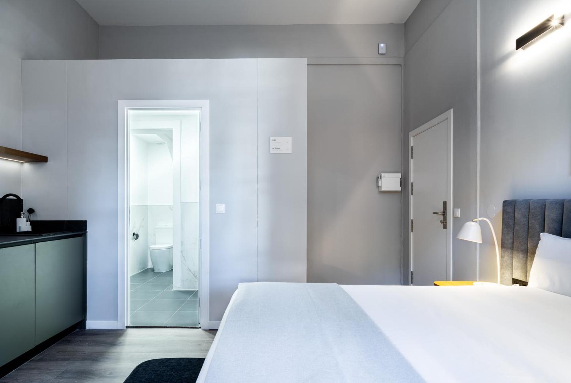 Limehome Porto Rua De Dom Manuel II Room photo